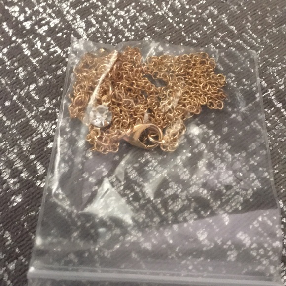 ❗️Beautiful Fashion Necklace❗️brand new - Picture 2 of 2